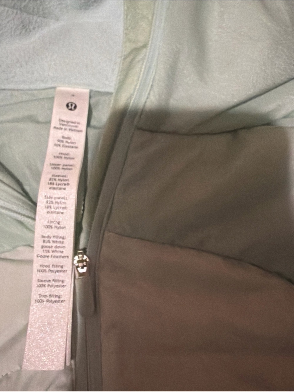 Lululemon down for it all jacket women sz 4 - Picture 3 of 8